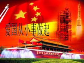 张婧仪雪地戴贝雷帽软萌俏皮 甜美如冬日初恋